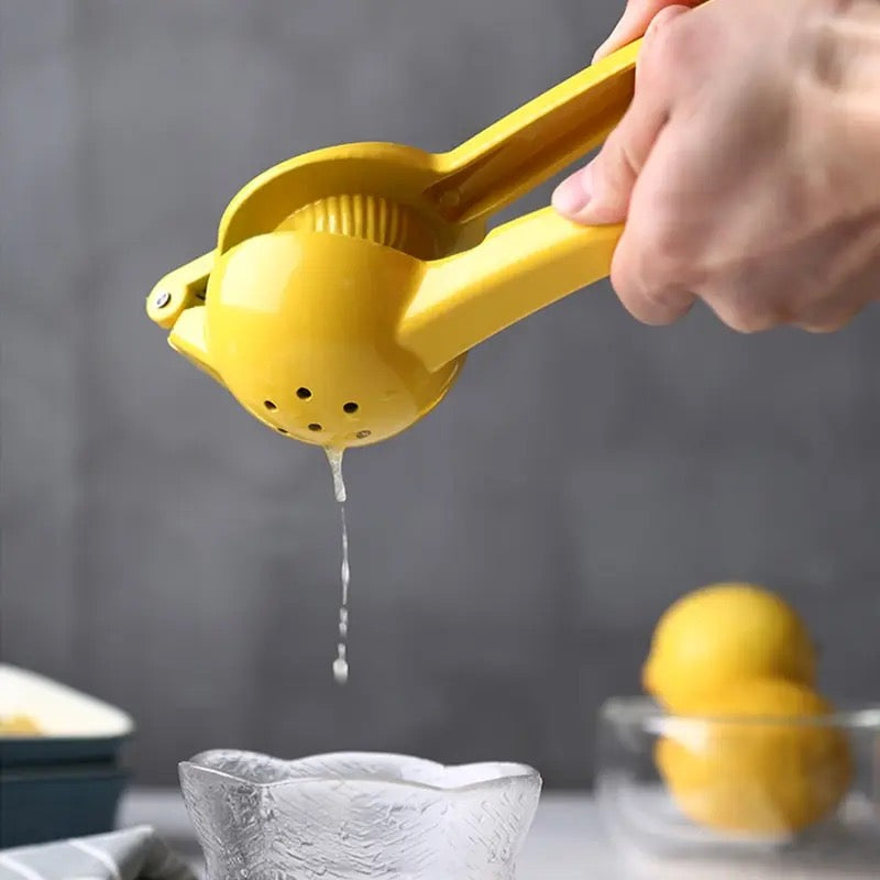 Lemon juicer